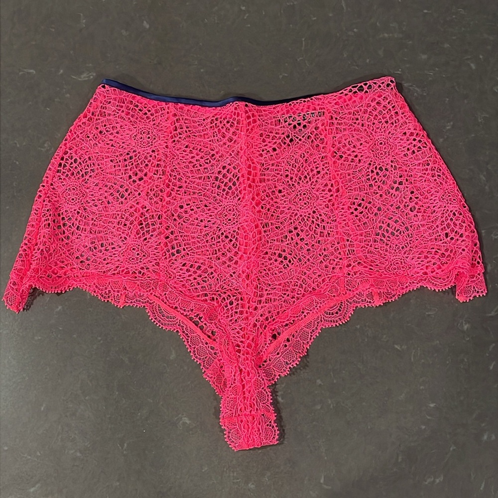 Victoria’s Secret Lingerie Lace Crochet High Waist Shorts Small